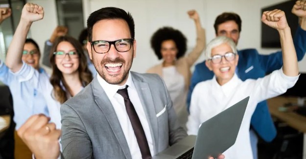 10 أمور ستعجلك ناجحا في عملك