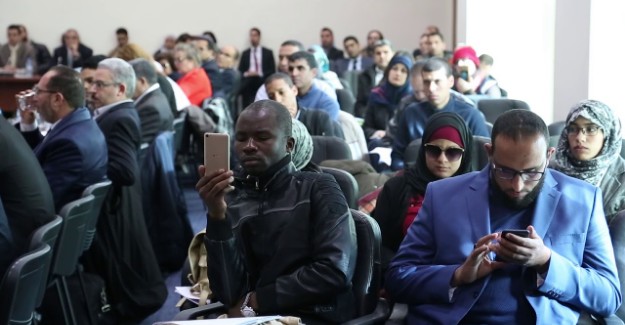 أهمية التدريب والعمل التطوعي في تقوية مهارات الشباب لتمكينهم من فرص عمل أفضل